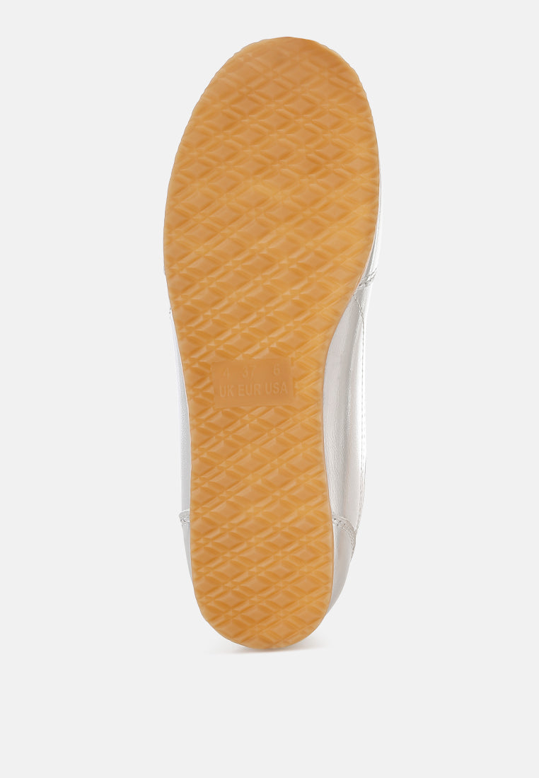 astylos metallic faux leather sneakers#color_silver