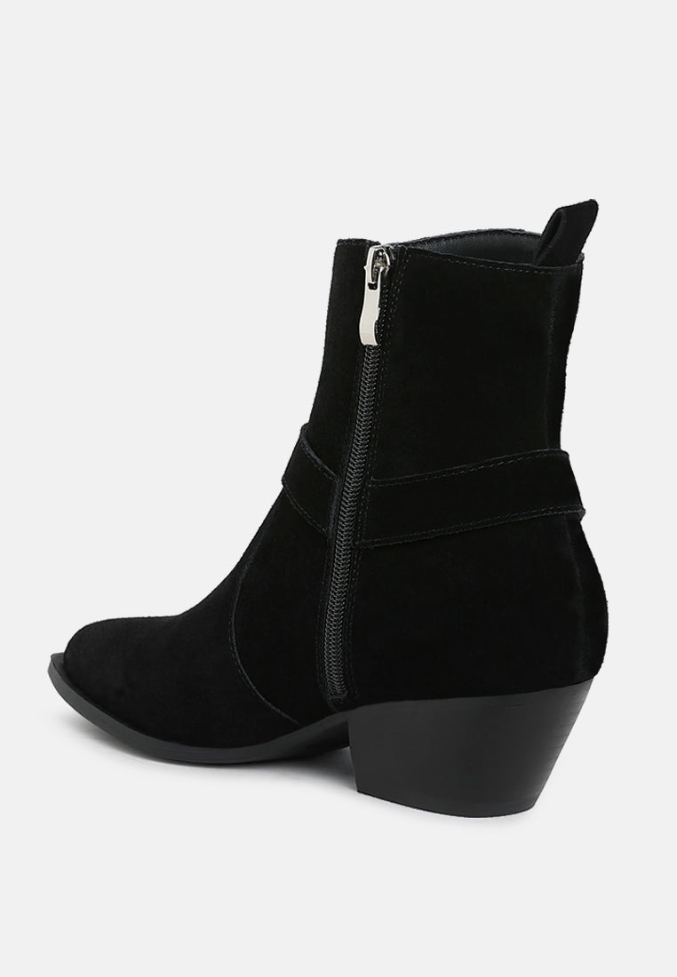 jockey harness detail ankle boots#color_black