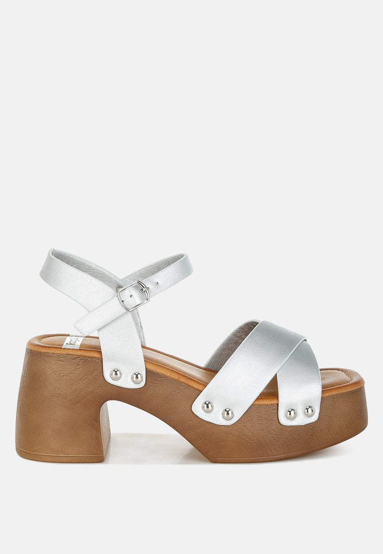 morasa metallic pleather clog sandals#color_silver
