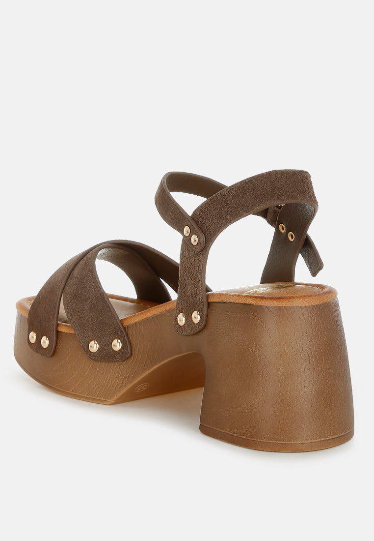 pikansa studded real suede clog sandals#color_brown
