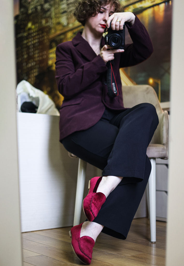 robua velvet flat loafers#color_burgundy