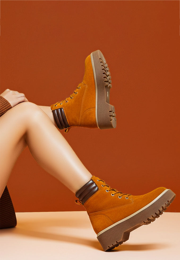 parula high ankle suede boots#color_tan