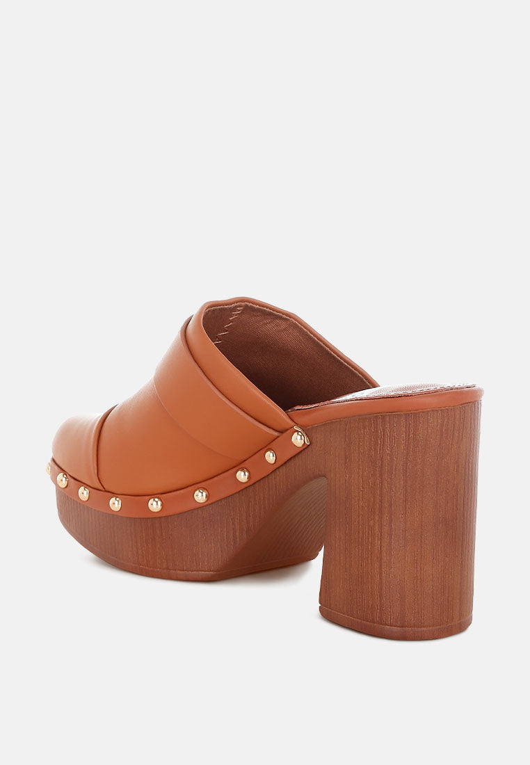 septim genuine leather studded clog heels#color_tan