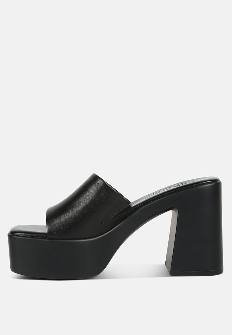 SCANDAL Slip on Block Heel Sandals in Black#color_black