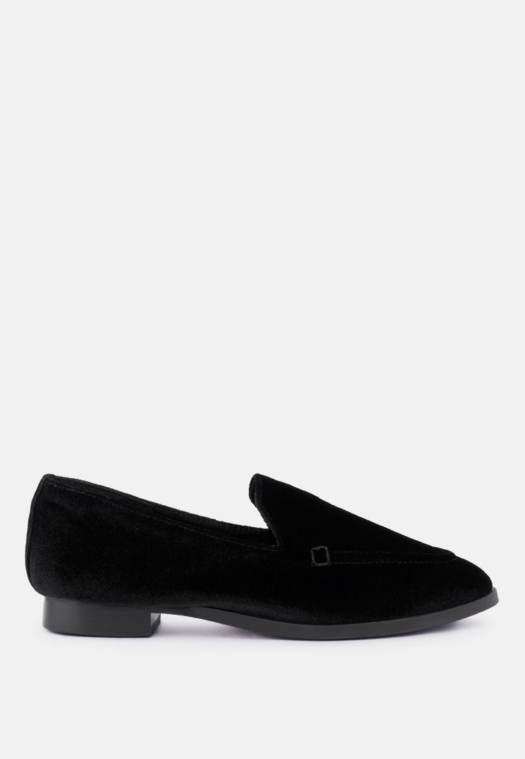LUXE-LAP Black Velvet Handcrafted Loafers_Black