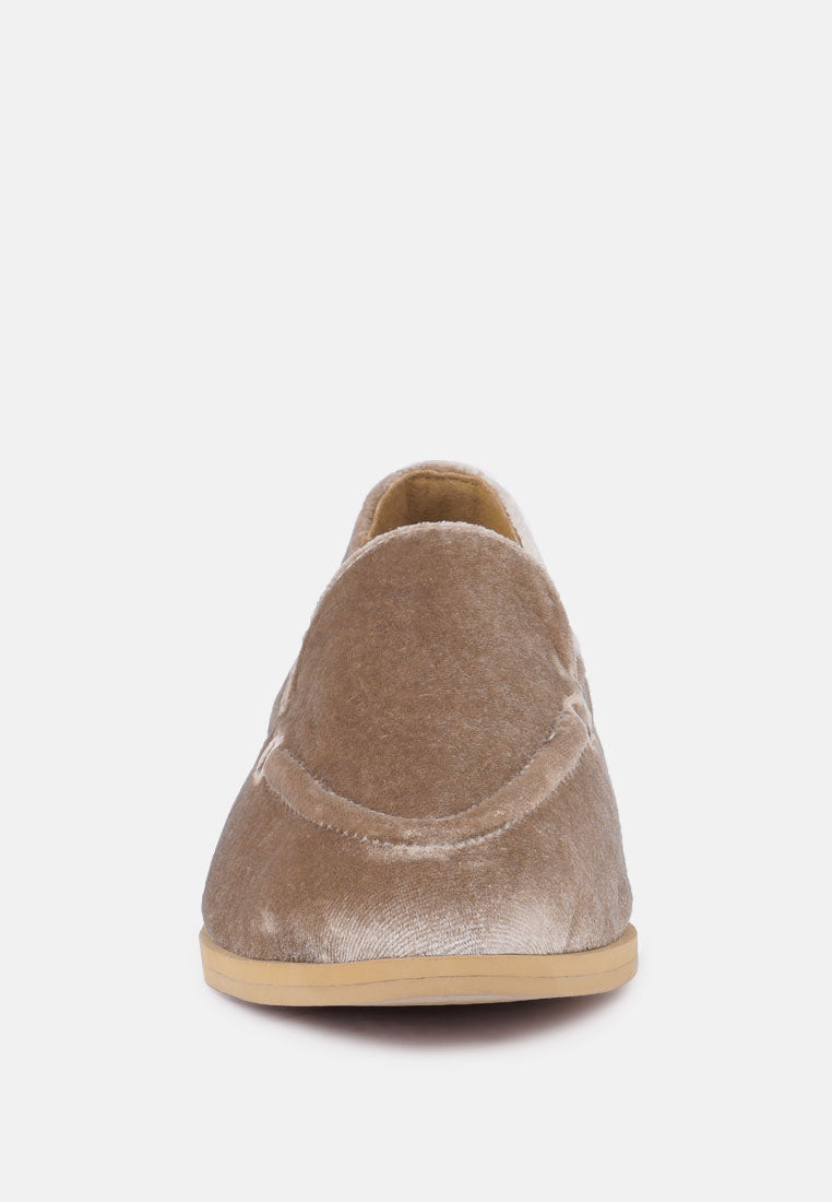 LUXE-LAP Taupe Velvet Handcrafted Loafers_Taupe