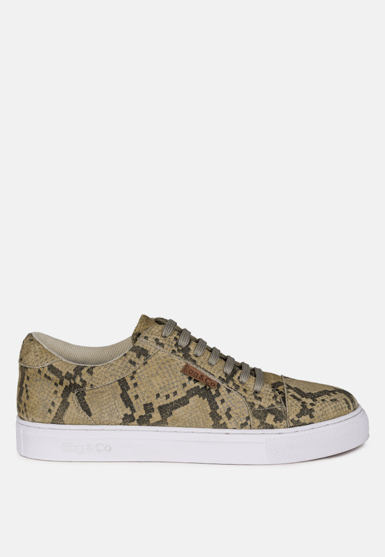 ASHFORD Snake Print Handcrafted Sneakers_Natural Snake