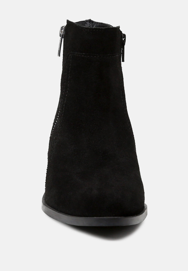 BAUENA Black Ankle Boots with Zip Closure-Black