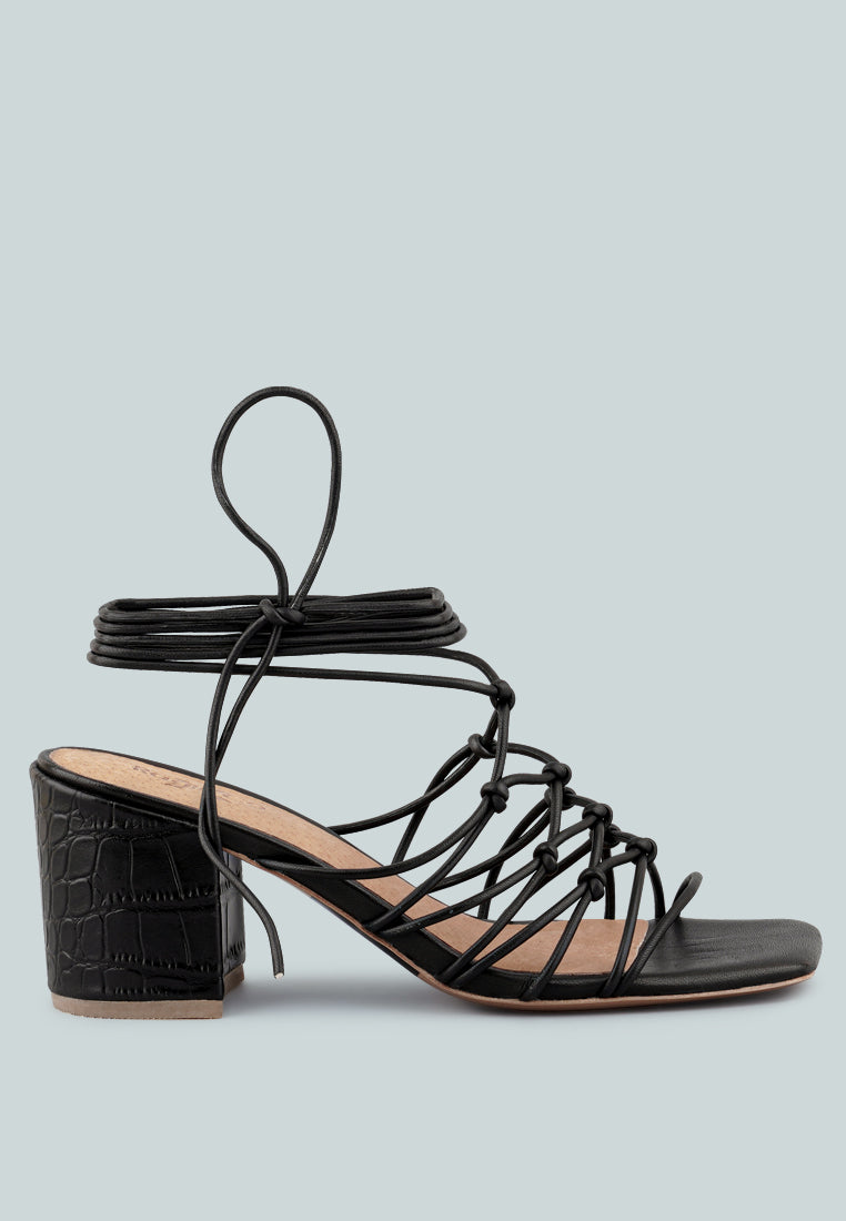FONDA Croc Patterned Black Handcrafted Lace Up Sandal_Black