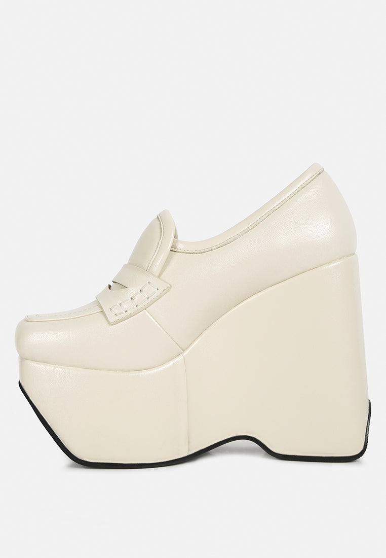 GILLIAM Beige High Platform Wedge Loafers#color_Beige