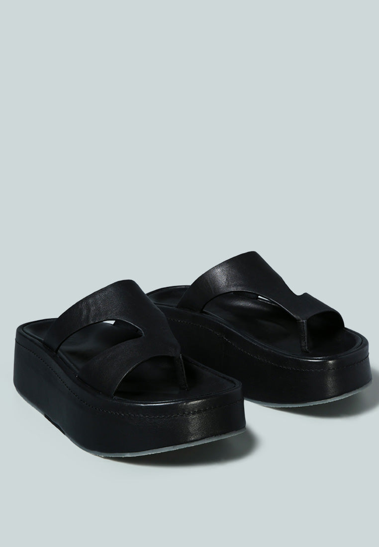 HATHAWAY Slip-On Platfrom Sandal in Black-Black