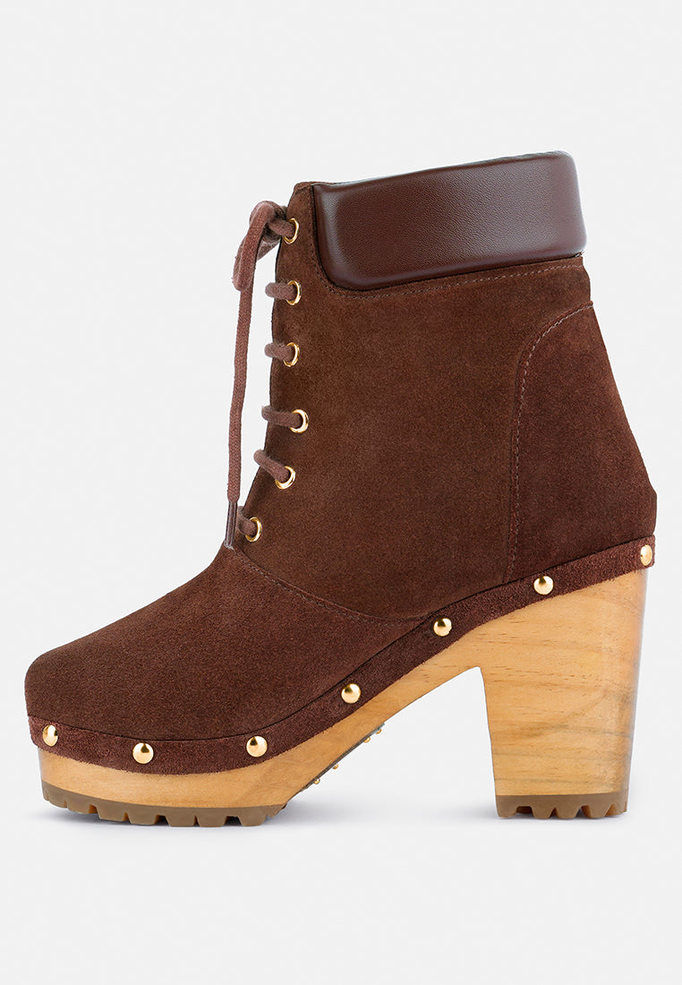 MAAYA Brown Handcrafted Collared Suede Boot_brown