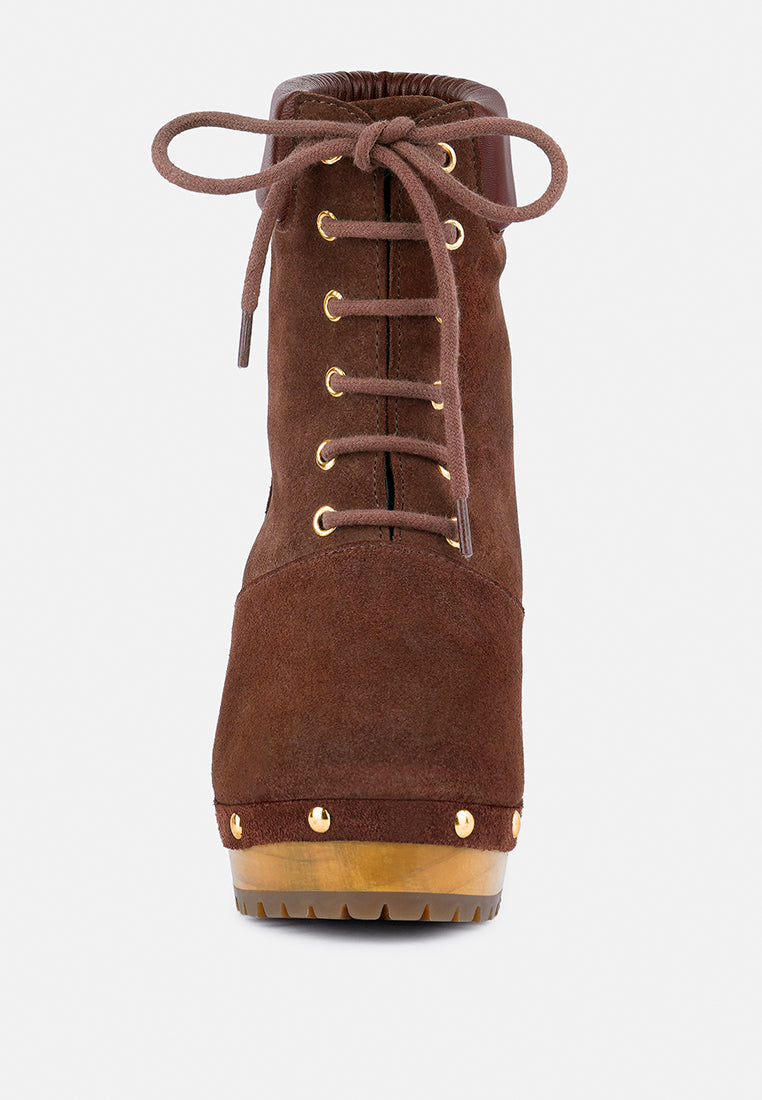 MAAYA Brown Handcrafted Collared Suede Boot_brown