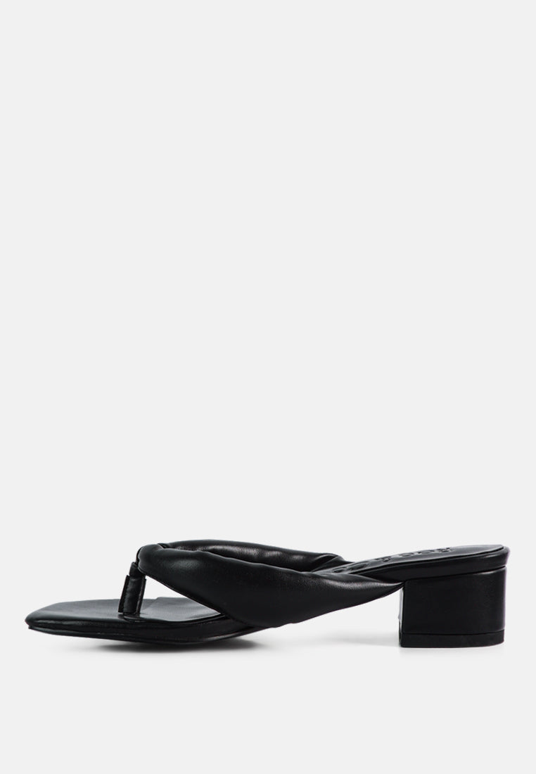 MEMESTAR Black Low Heel Thong Sandals-Black