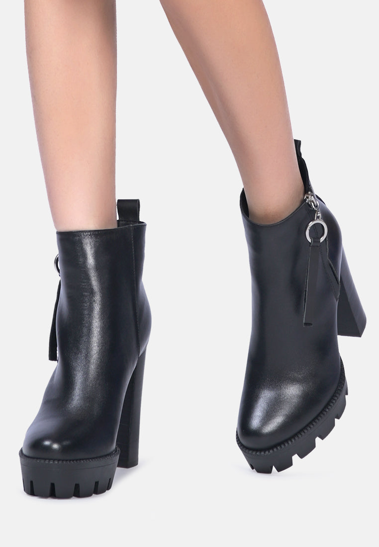 MISTRESS High Block Heeled Chunky Leather Boot in Black-BLACK