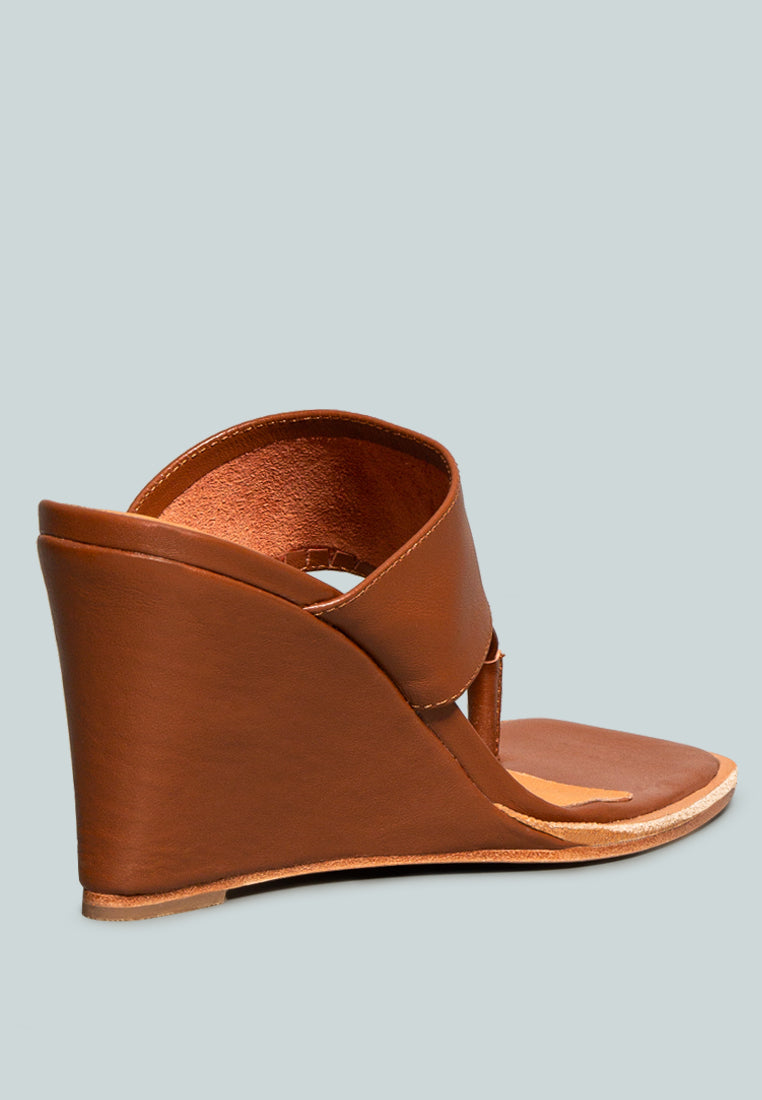 ONASSIS Tan Thong Wedge Sandals_Tan