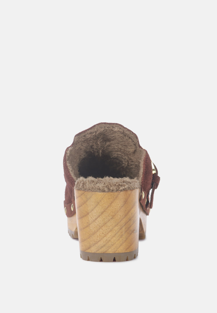 PRUNUS Brown Buckled Suede Round Toe Mule Clogs-Brown