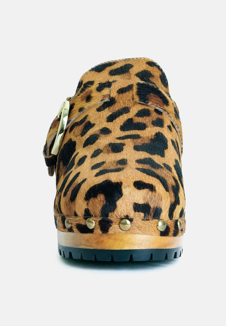 PRUNUS Leopard Buckled Suede Round Toe Mule Clogs-Leopard