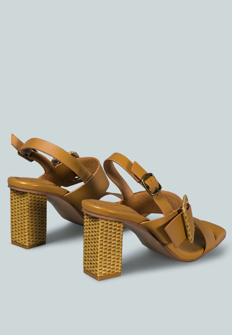SWIFT Big Buckle Leather Slingback Sandal in Tan_Tan