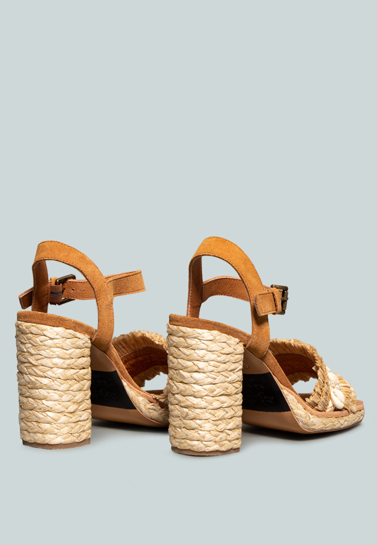WILLIS Tan Cowrie Raffia Handmade Block Sandal_Tan