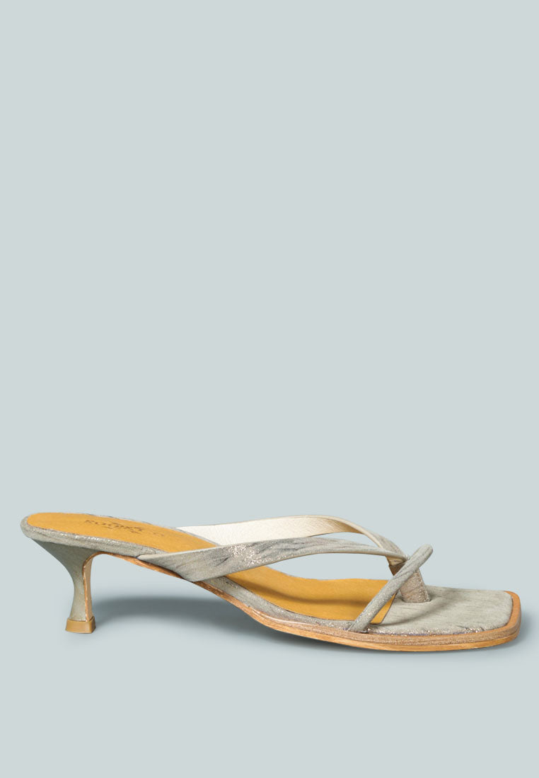 WINSLET Heeled Thong Sandal in Bronze#color_bronze