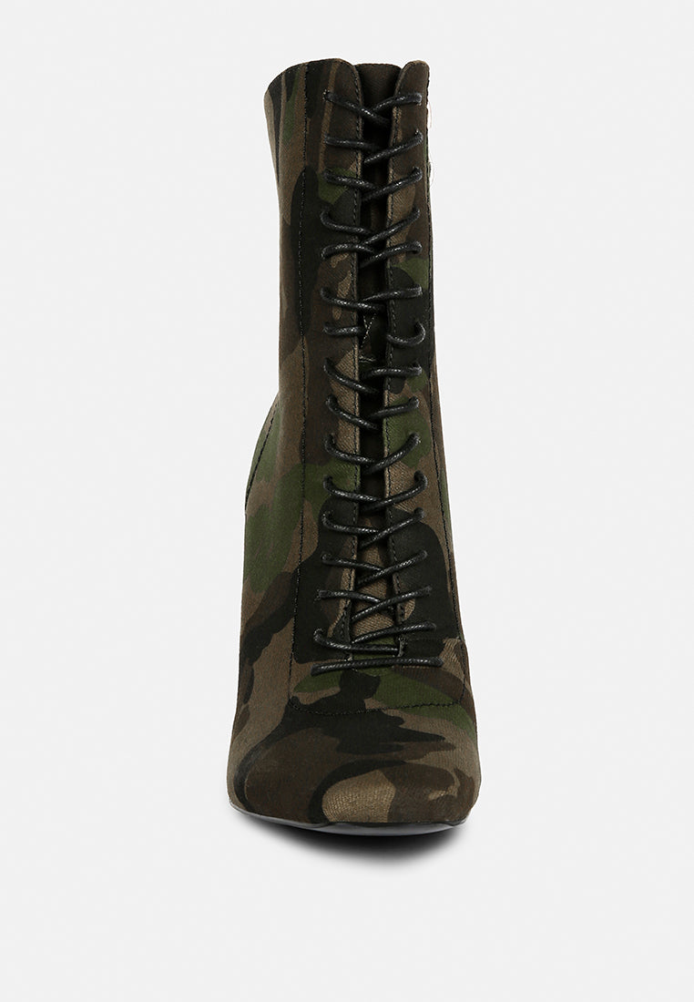 wyndham camouflage lace up leather ankle boots#color_camouflage
