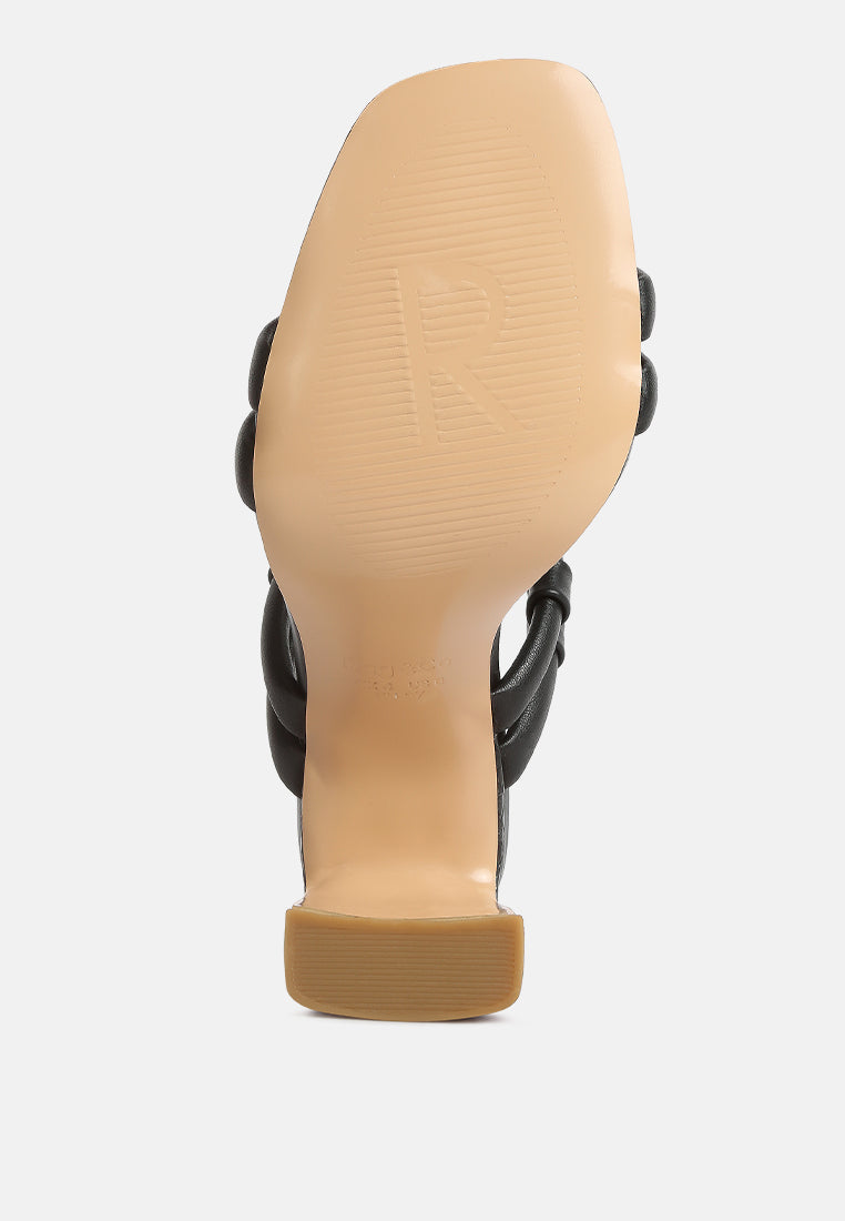 avianna black slim block heel sandal#color_black