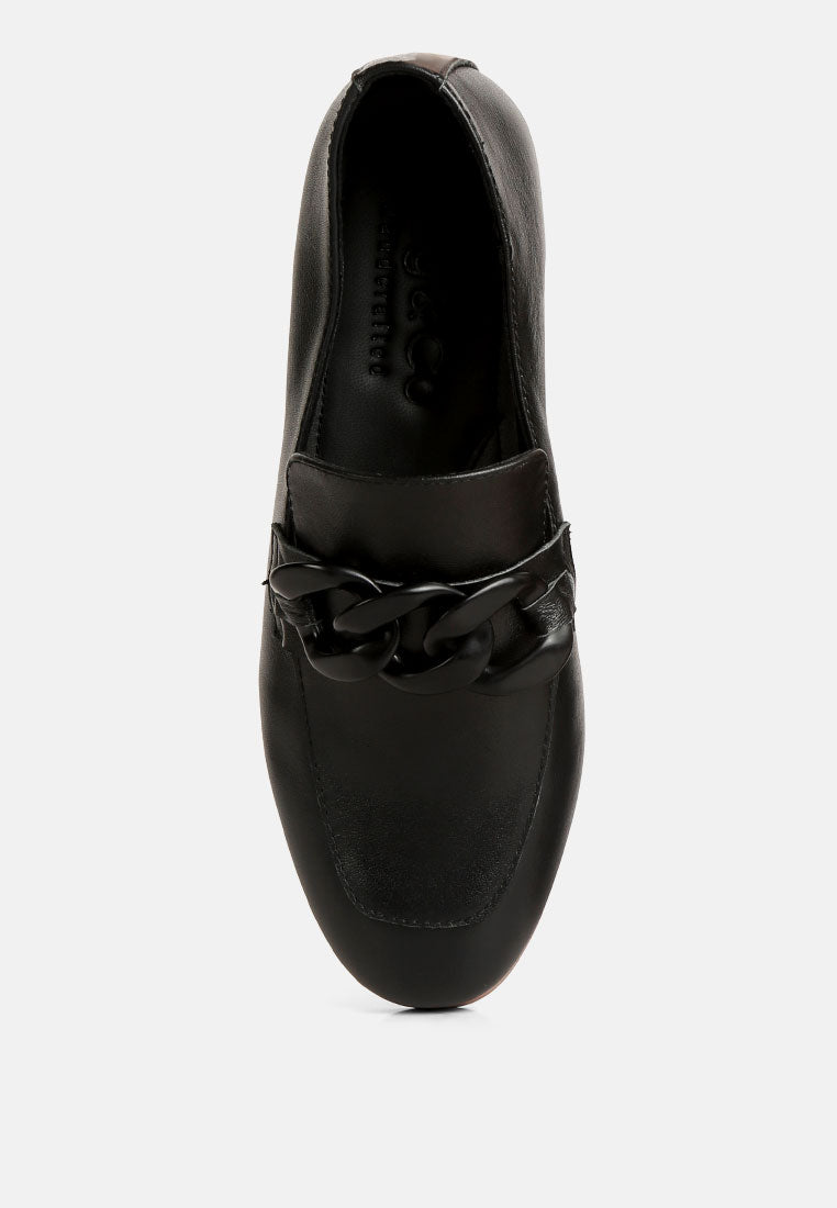 MERVA Chunky Chain Leather Loafers in black#color_black