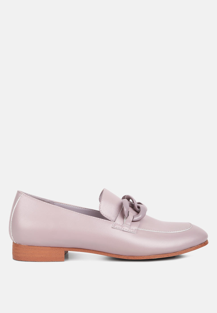 MERVA Chunky Chain Leather Loafers in off lilac#color_lilac
