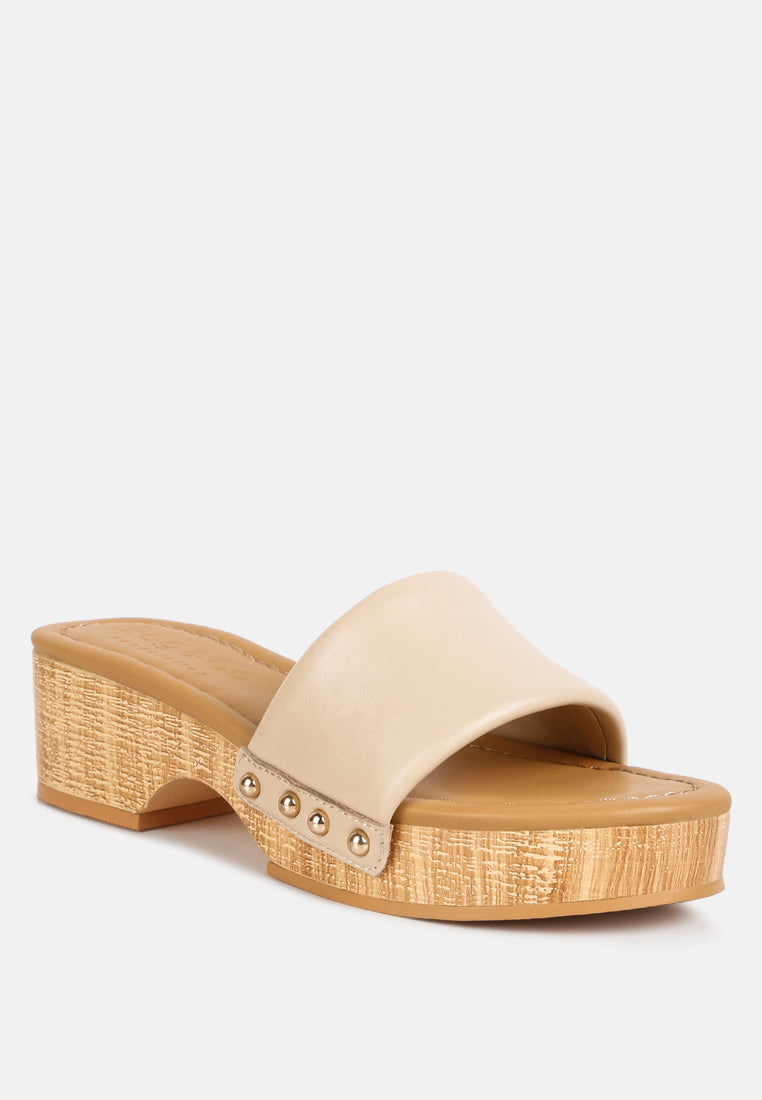 MINNY Textured Heel Leather Slip On Sandals in Beige#Color_Beige