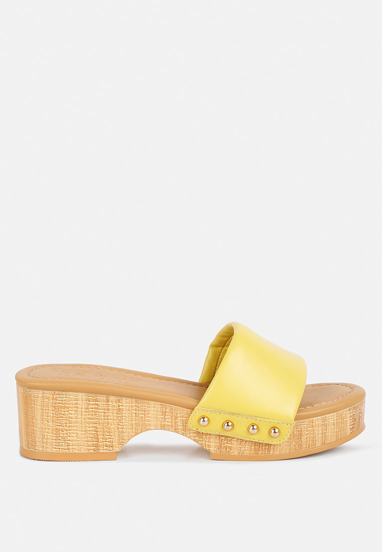 MINNY Textured Heel Leather Slip On Sandals in Yellow#color_Yellow