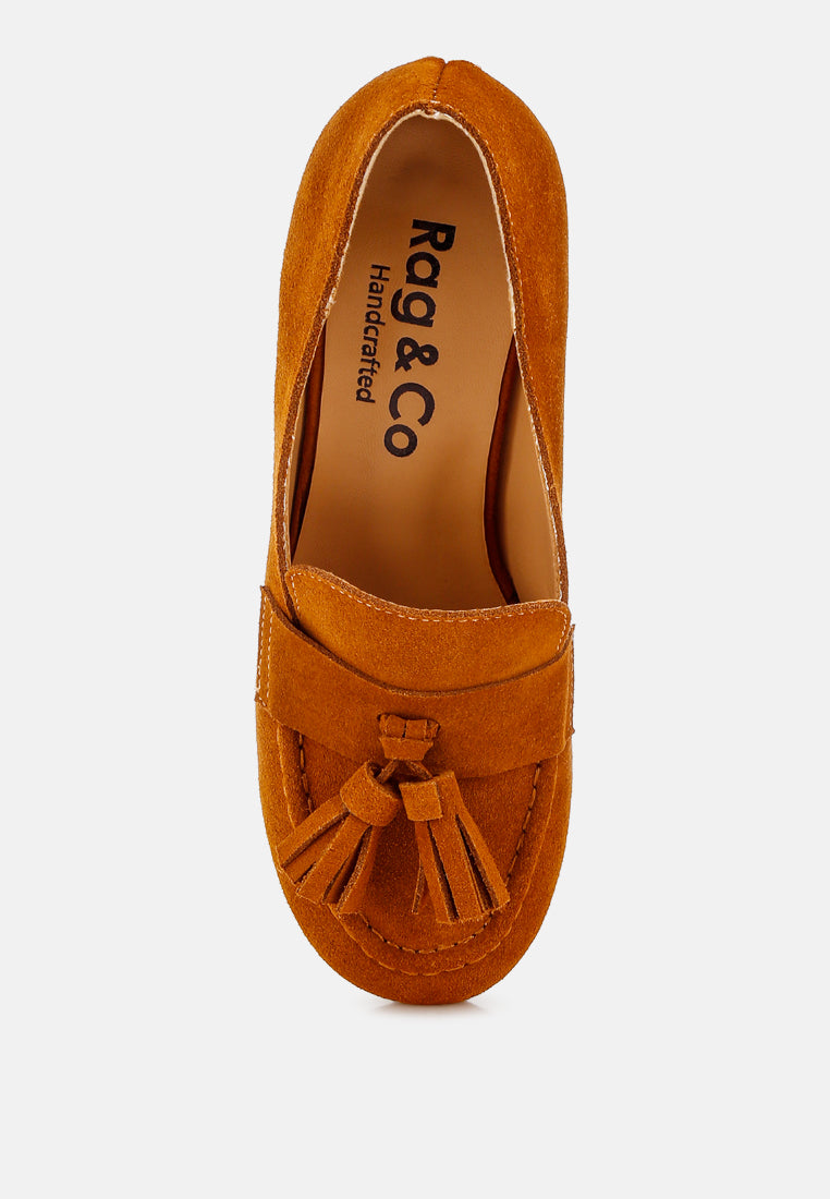 aloha tassels detail suede loafers#color_tan