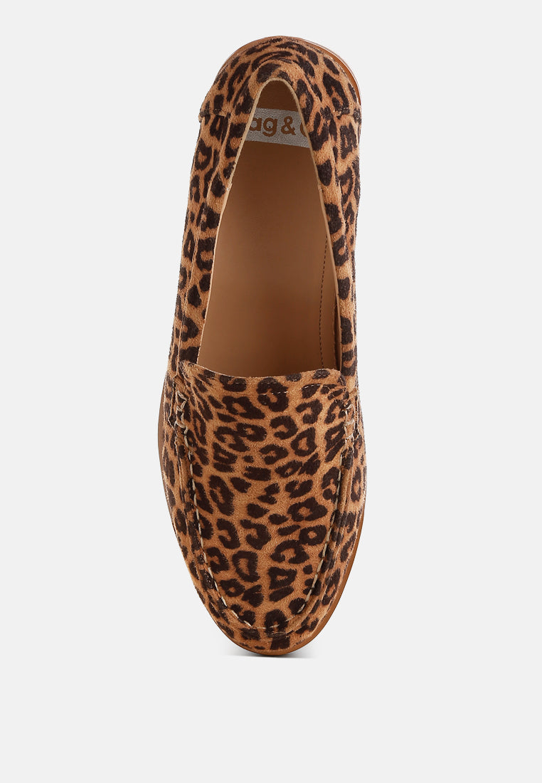 cacani leopard print heeled loafers#color_leopard