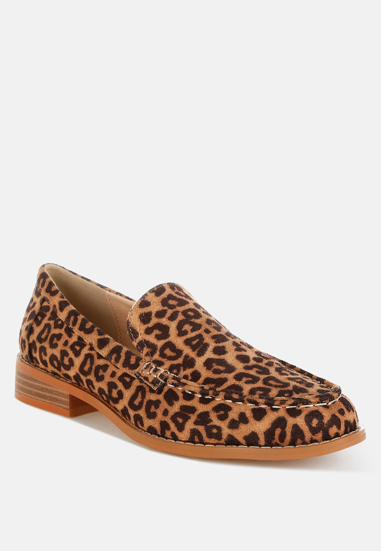 cacani leopard print heeled loafers#color_leopard