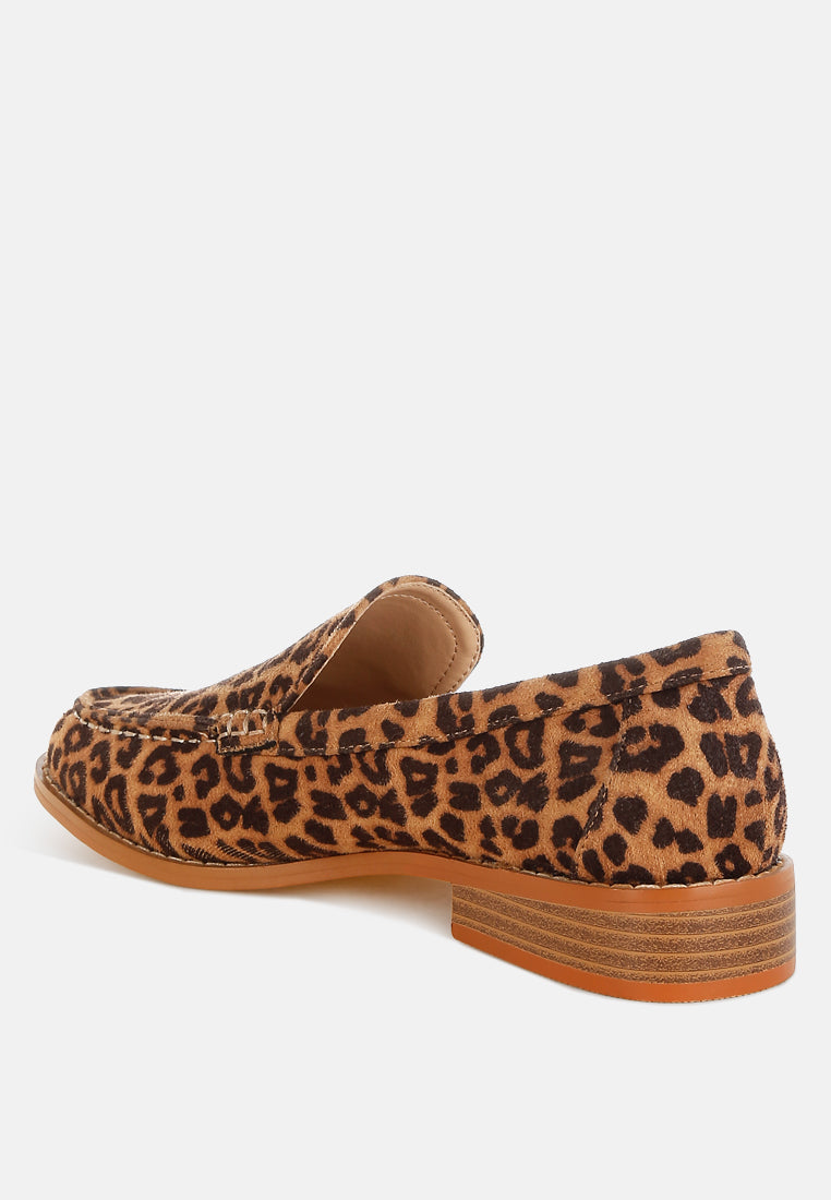 cacani leopard print heeled loafers#color_leopard