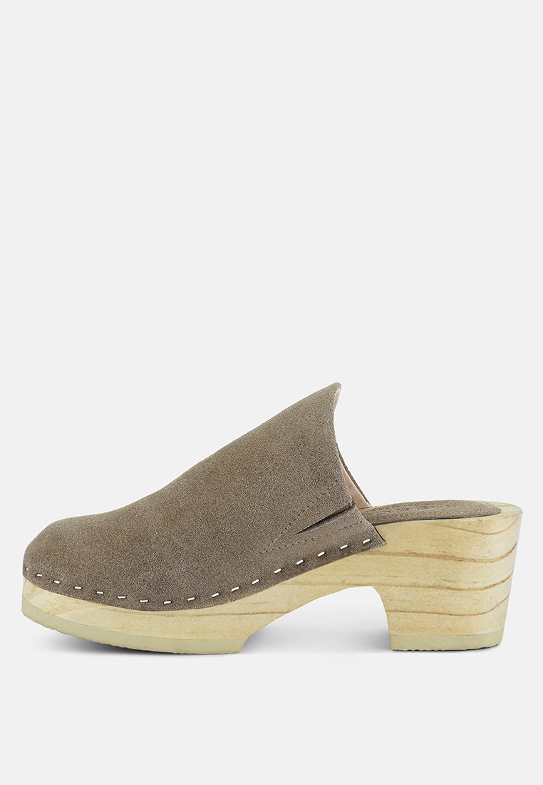 DARCIE Suede Clogs#color_taupe