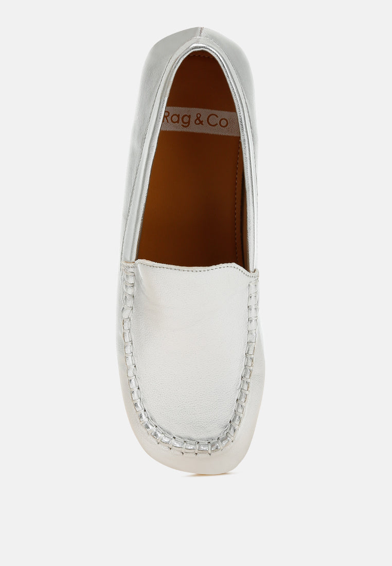 dama metallic pleather loafers#color_silver