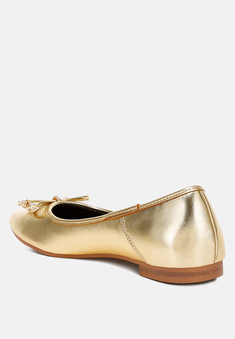 enchanted bow detail metallic ballerinas#color_gold