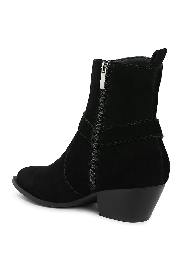 jockey harness detail ankle boots#color_black