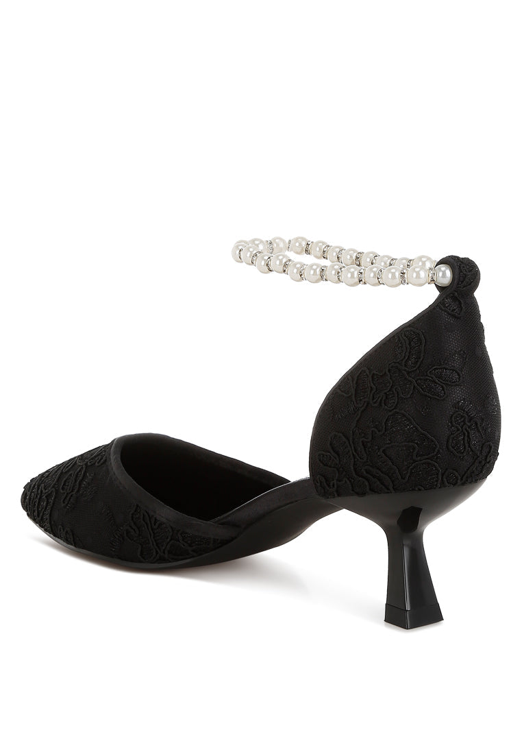 laika lace kitten heel sandals#color_black