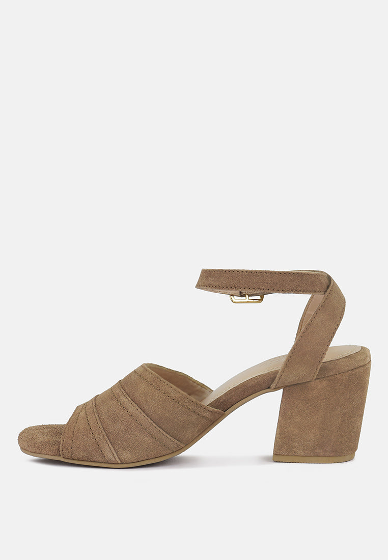 MON-BEAU Fine Suede Block Heeled Sandal#color_tan