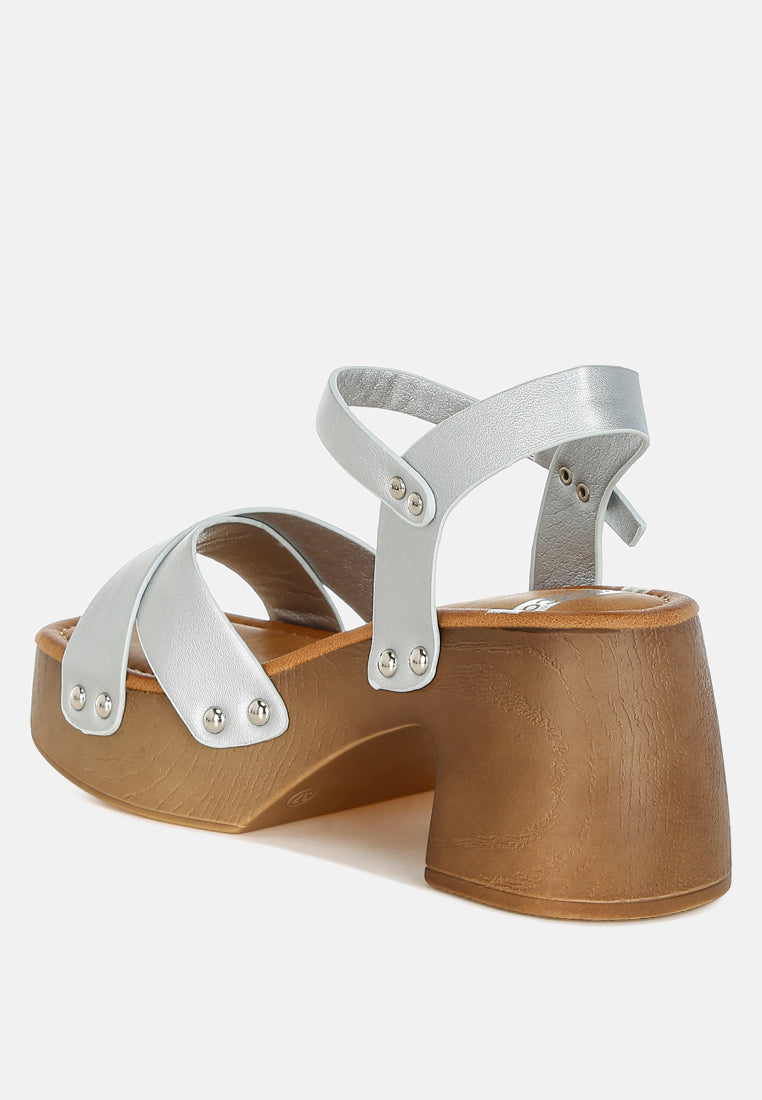 morasa metallic pleather clog sandals#color_silver