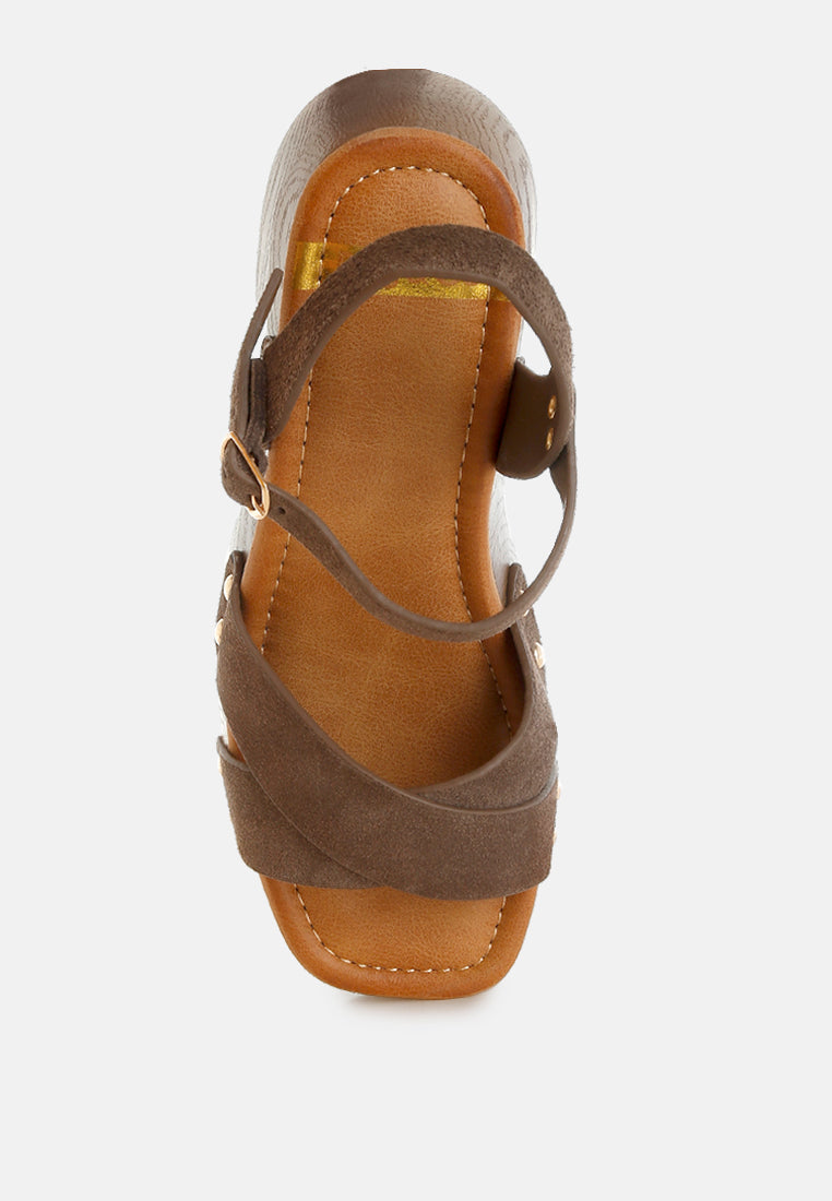 pikansa studded real suede clog sandals#color_brown