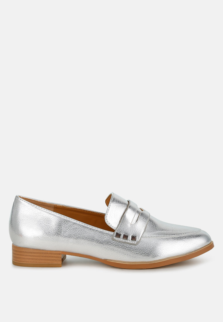 Potania Penny Strap Metallic Loafers#Color_Silver