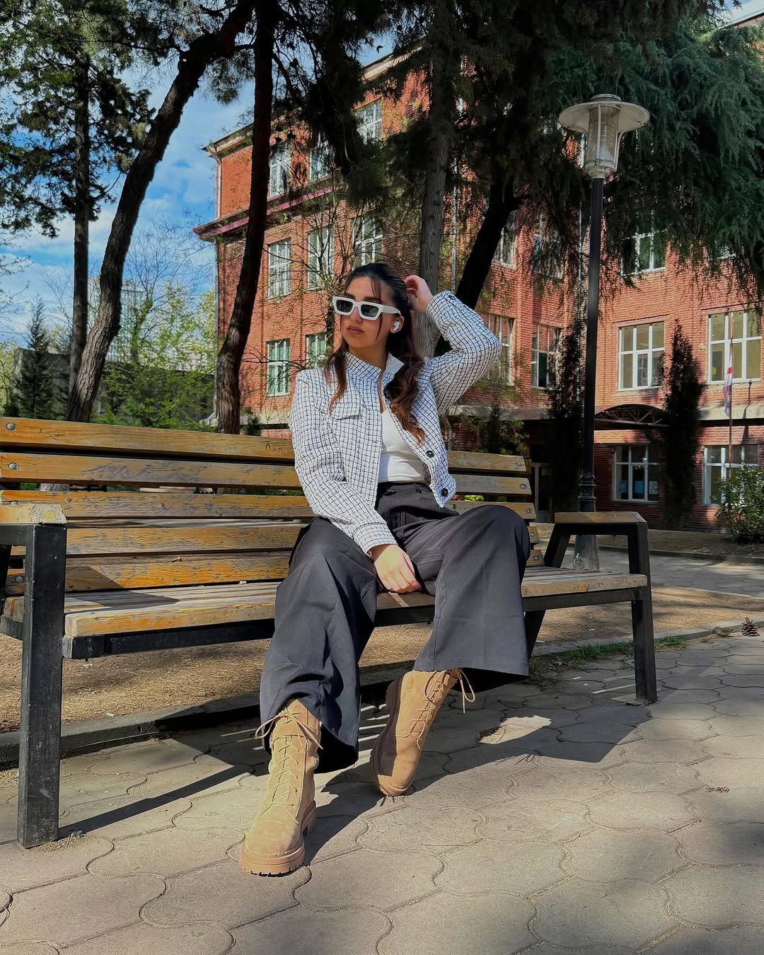 Kasper Suede Chunky Lug Boots In Tan#color_tan