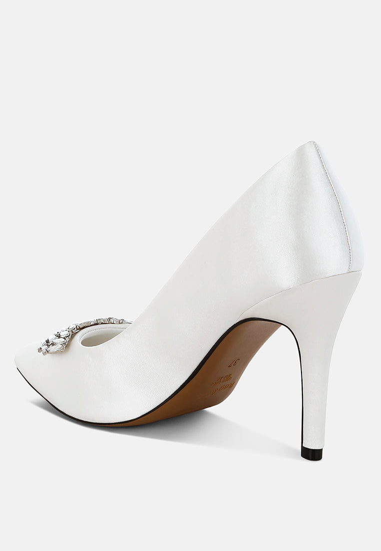 rhodolia diamante brooch detail satin pumps#color_white