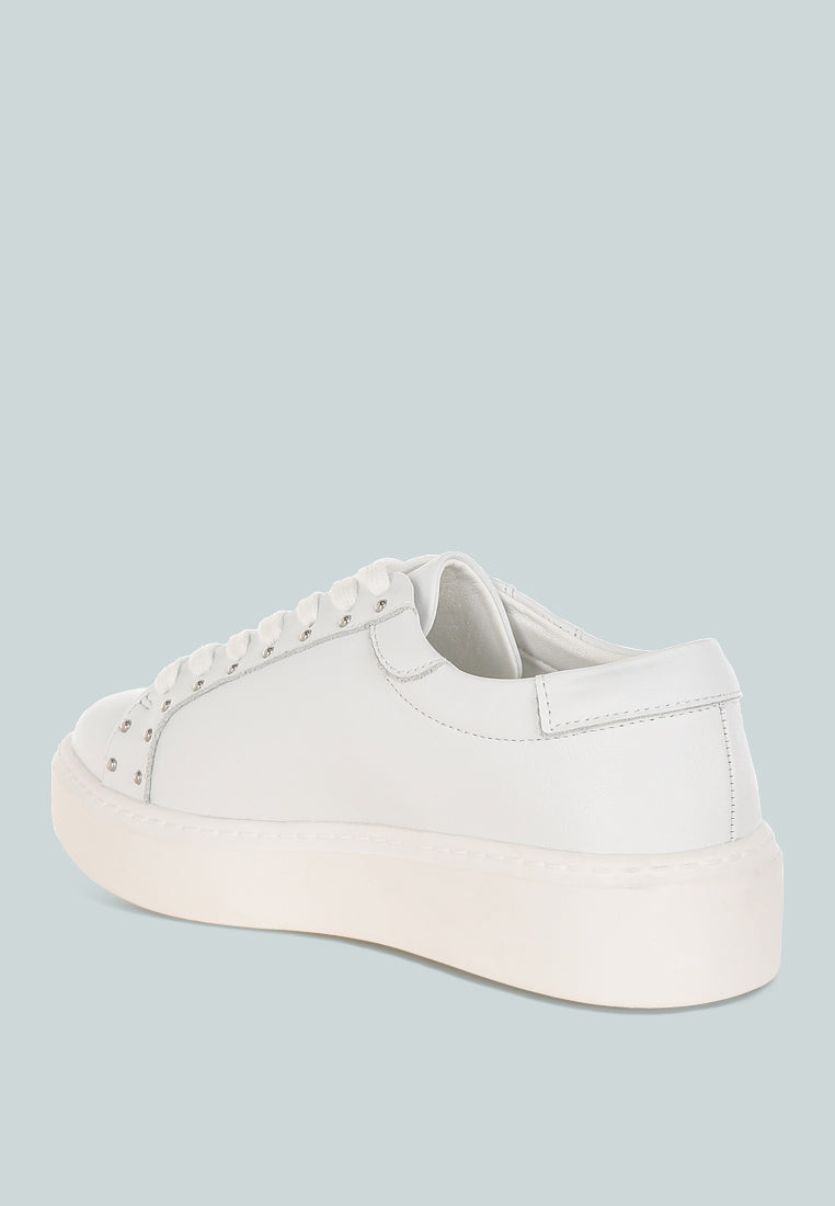 strider studs embellished chunky sneakers#color_white