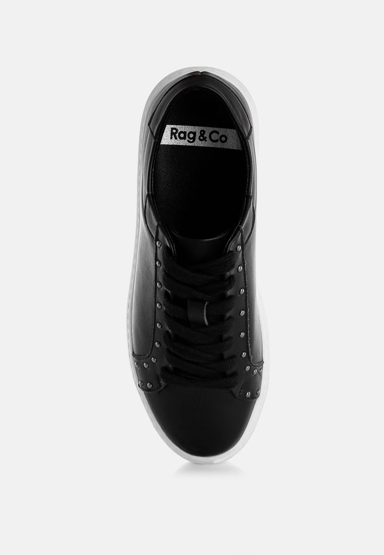 strider studs embellished chunky sneakers#color_black