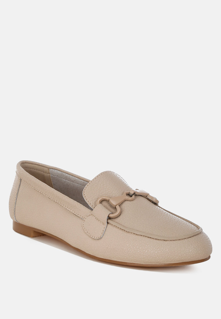 taranis monochromatic horsebit real leather loafers#color_beige