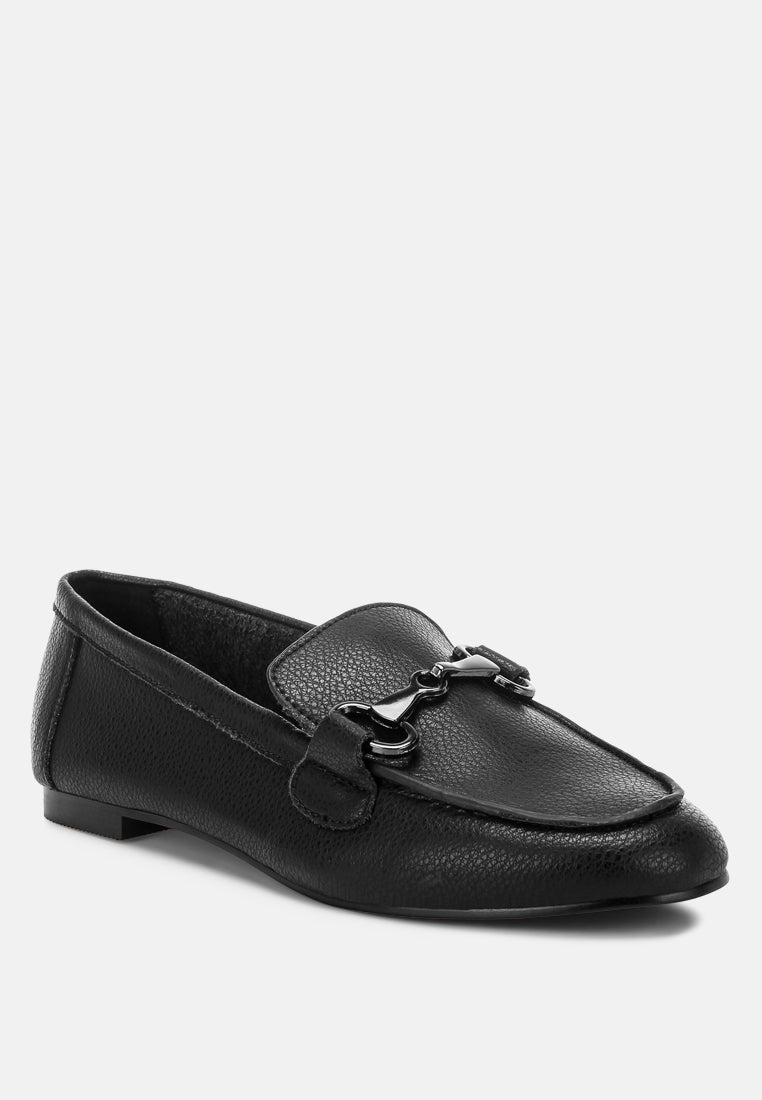 taranis monochromatic horsebit real leather loafers#color_black